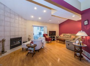 1202 Park Pl, Springfield, NJ 07081