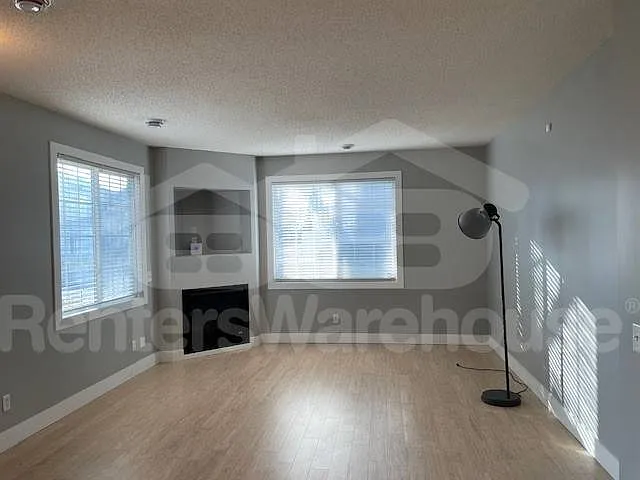 11011 Oak Grove Cir #B — Photo 5