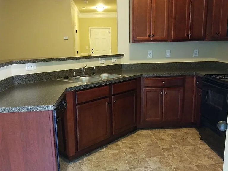 628 Oakside Pl — Photo 6