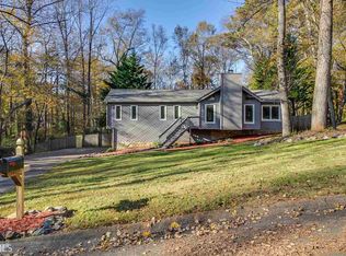 306 Creekbend Dr, Woodstock, GA 30188