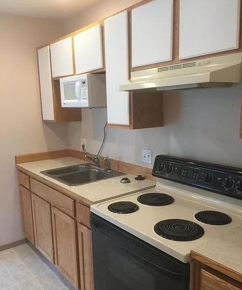 960 N Regal Ct #3 — Photo 8