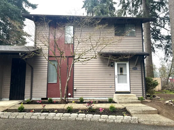 12123 108th Avenue Ct E, Puyallup, WA 98374