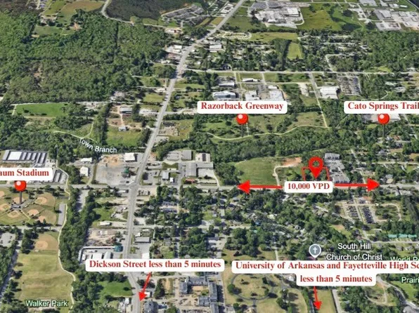 715 W 15th St, Fayetteville, AR 72701