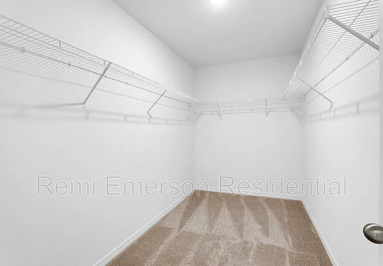 3150 Merton Aly — Photo 16