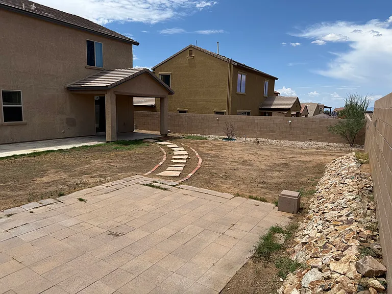 331 E Refuge Loop — Photo 23