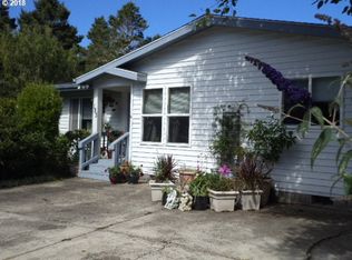 183 Huckleberry Ln, Florence, OR 97439