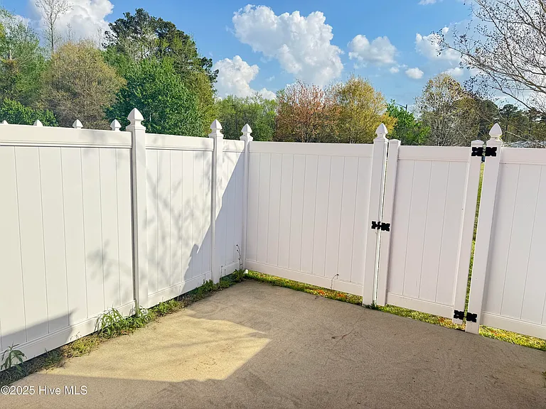 1801 Fox Den Way #2 — Photo 18