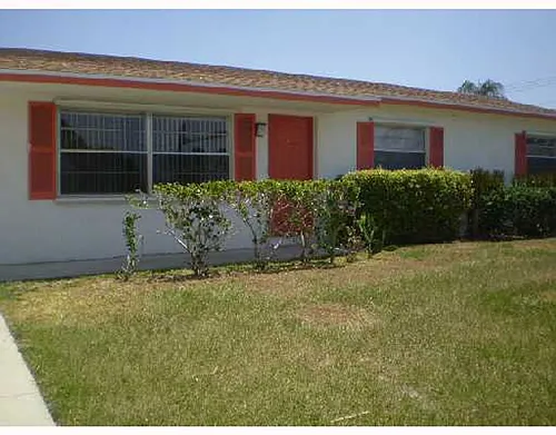 1881 SE Airoso Blvd Photo 1 1881 SE Airoso Blvd Photo 1