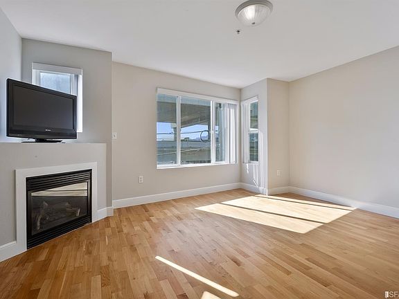 2nd image of 901 Bay Shore Blvd APT 302
