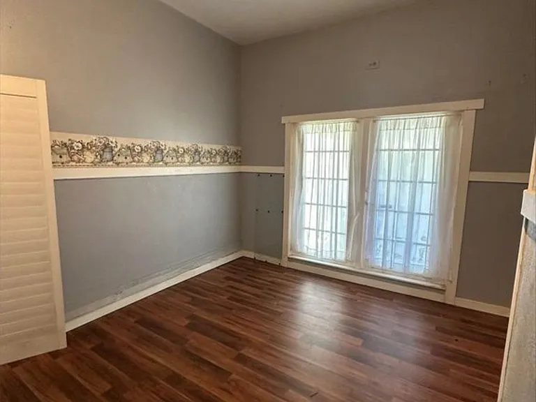 2309 Bradford St — Photo 16