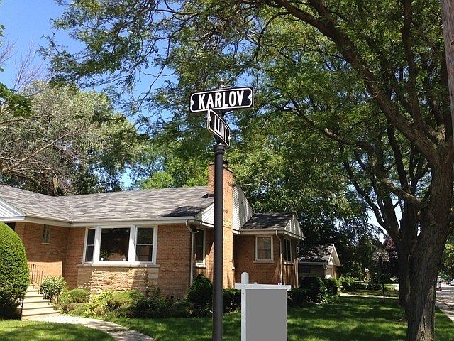 2nd image of 6940 N Karlov Ave