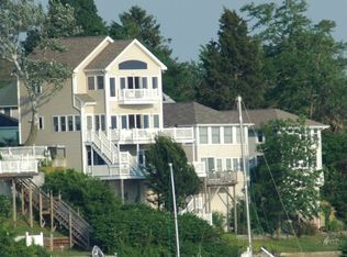 1 Harding Ave, Riverside, RI 02915