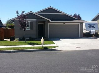 3128 SW Antler Ln, Redmond, OR 97756