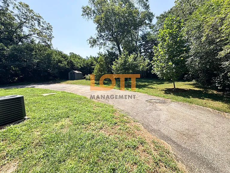 106 E C Ave — Photo 19
