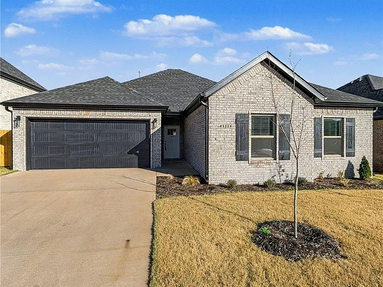 6906 Basswood Ave — Photo 1