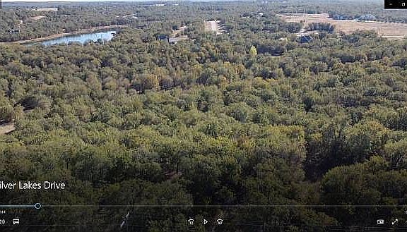 3rd image of 137 Silver Lakes Dr