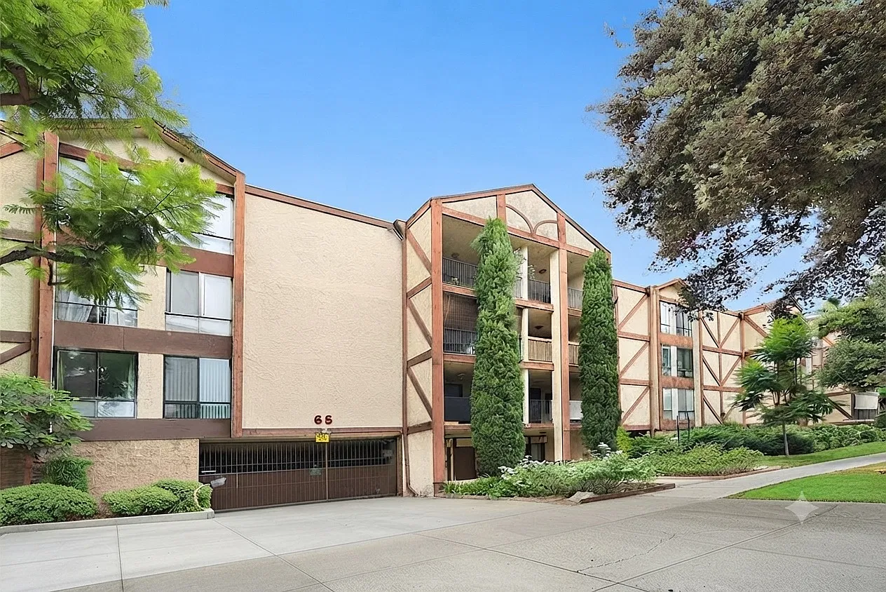 65 N Allen Ave — Photo 1