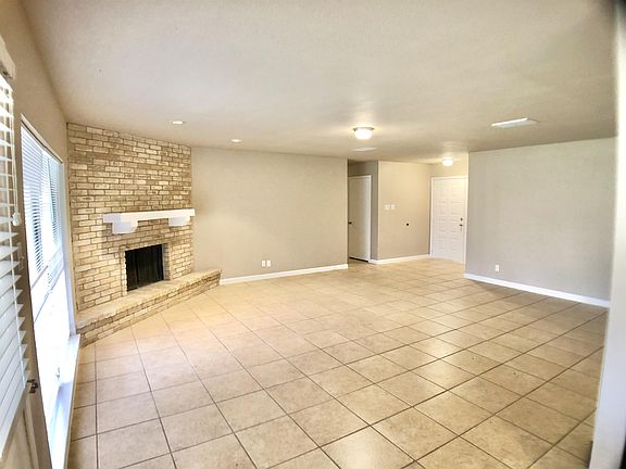 5th image of 9739 Misty Ash Dr