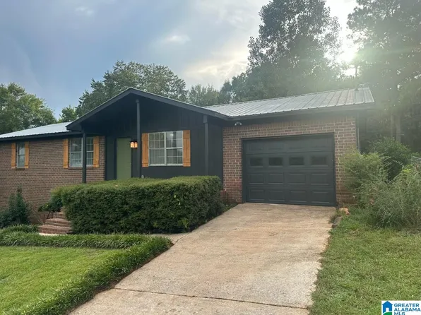 301 Ashley Dr, Pell City, AL 35125