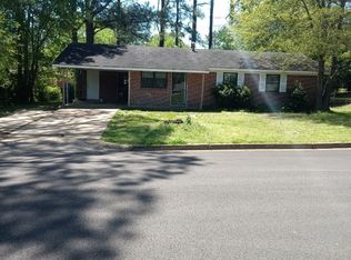 929 Parish Dr, Tupelo, MS 38801