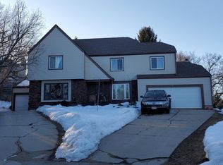8 Dunraven Ct, Madison, WI 53705