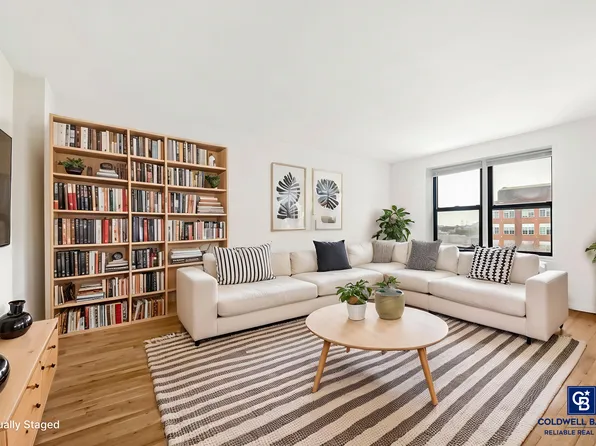 282 East 35th Street 7V image 3 of 15