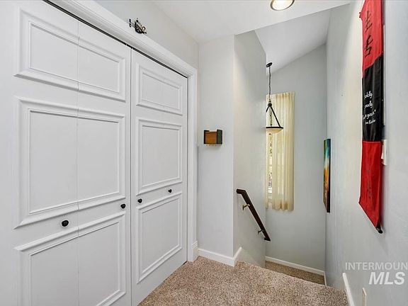 4th image of 2981 Kimberland Dr #302