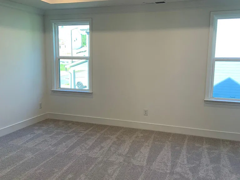 117 Andalusa Ct — Photo 12