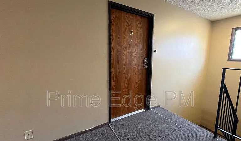 1541 S 21st St #5 — Photo 9
