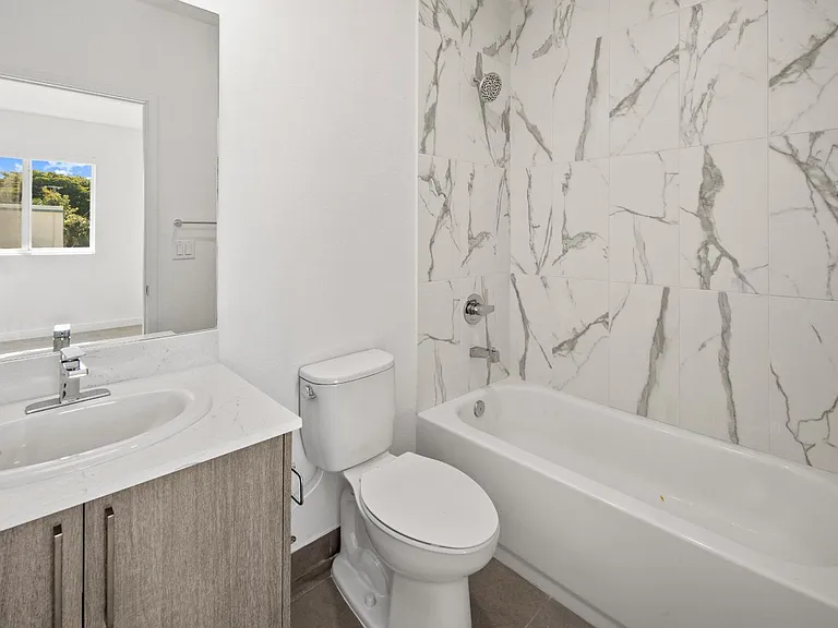 1295 W 69th St #203 — Photo 7