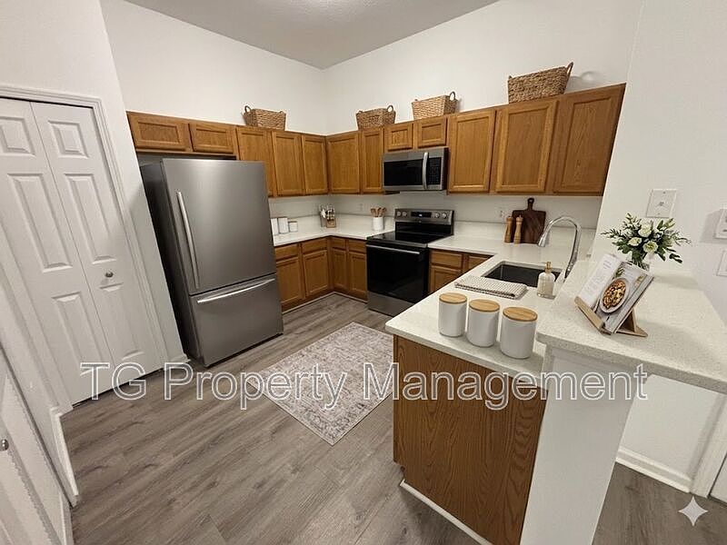 1st image of 9627 Belda Way Unit 8