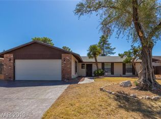 6235 Explorer Dr, Las Vegas, NV 89103