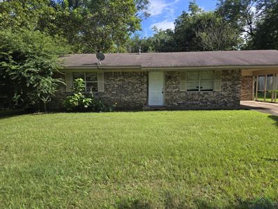 420 E McReynolds St, Daingerfield, TX, 75638