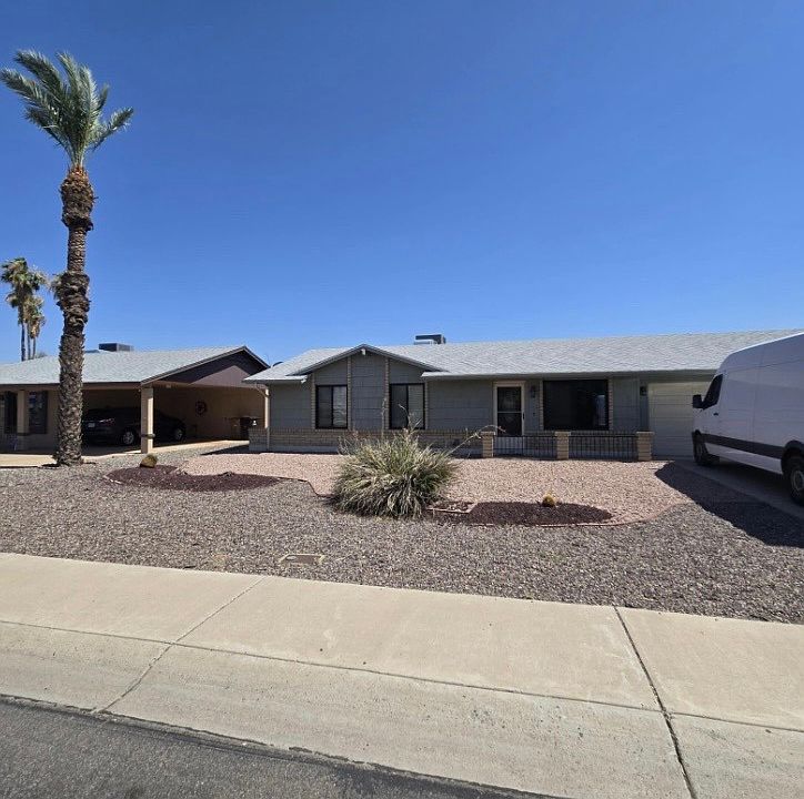 1st image of 10521 W Loma Ln