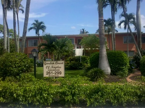 295 8th Ave S APT B, Naples, FL 34102