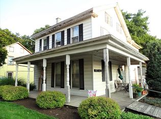 215 W Main St APT C, Leola, PA 17540