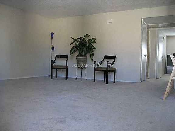 5th image of 929 Falconhead Ln Unit 202