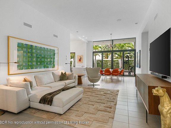 4th image of 201 Santa Lucia Dr