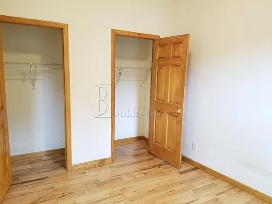 Rented by Bouklis Group | media 23