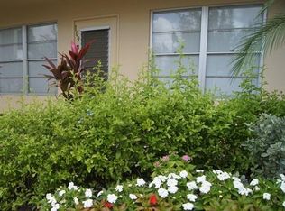 109 Wellington Cir #L, West Palm Beach, FL 33417