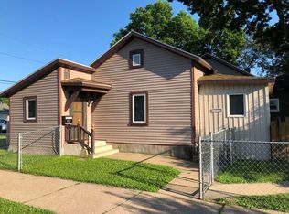 912 Saint Andrew St, La Crosse, WI 54603