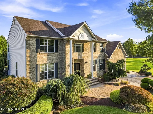 901 Oakley Drive, Freehold, NJ 07728