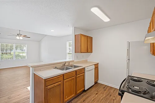 5025-5027 Geyser Blvd #5025 Photo 1 5025-5027 Geyser Blvd #5025 Photo 1