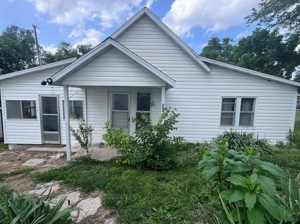 107 N Lister Street, Ava, MO 65608