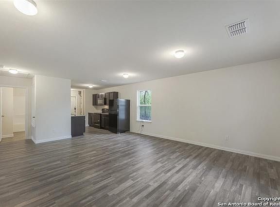 2nd image of 140 SLIGO ST