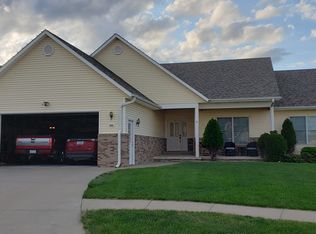 503 Colfax Ct, Sergeant Bluff, IA 51054