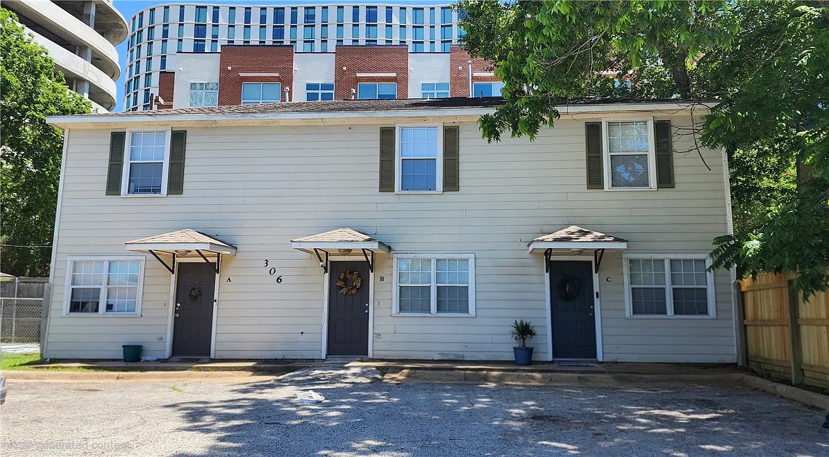 2 bed, 2.0 bath, 960 sqft, $1,000 — Photo 1