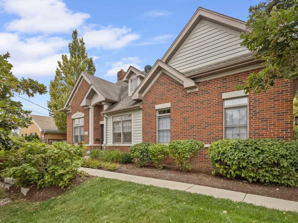 722 N Northwest Hwy APT A, Park Ridge, IL 60068