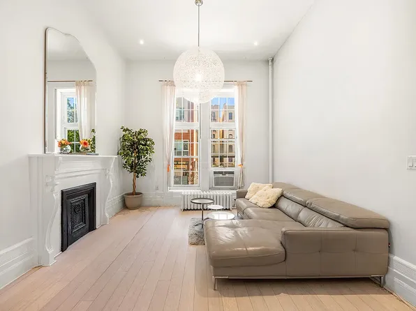 168 West 130th Street image 14 of 62