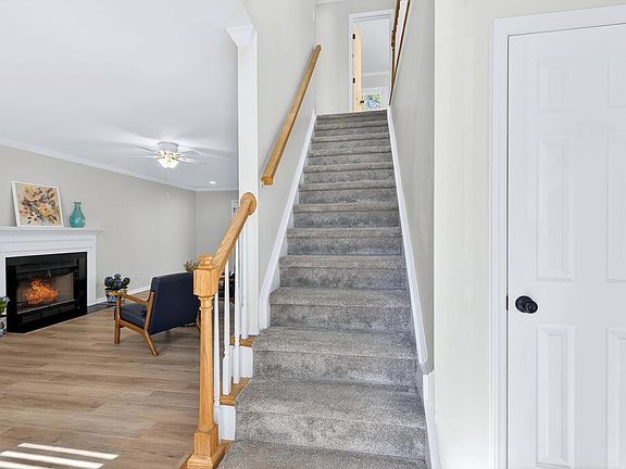 4th image of 6009 Sweden Dr